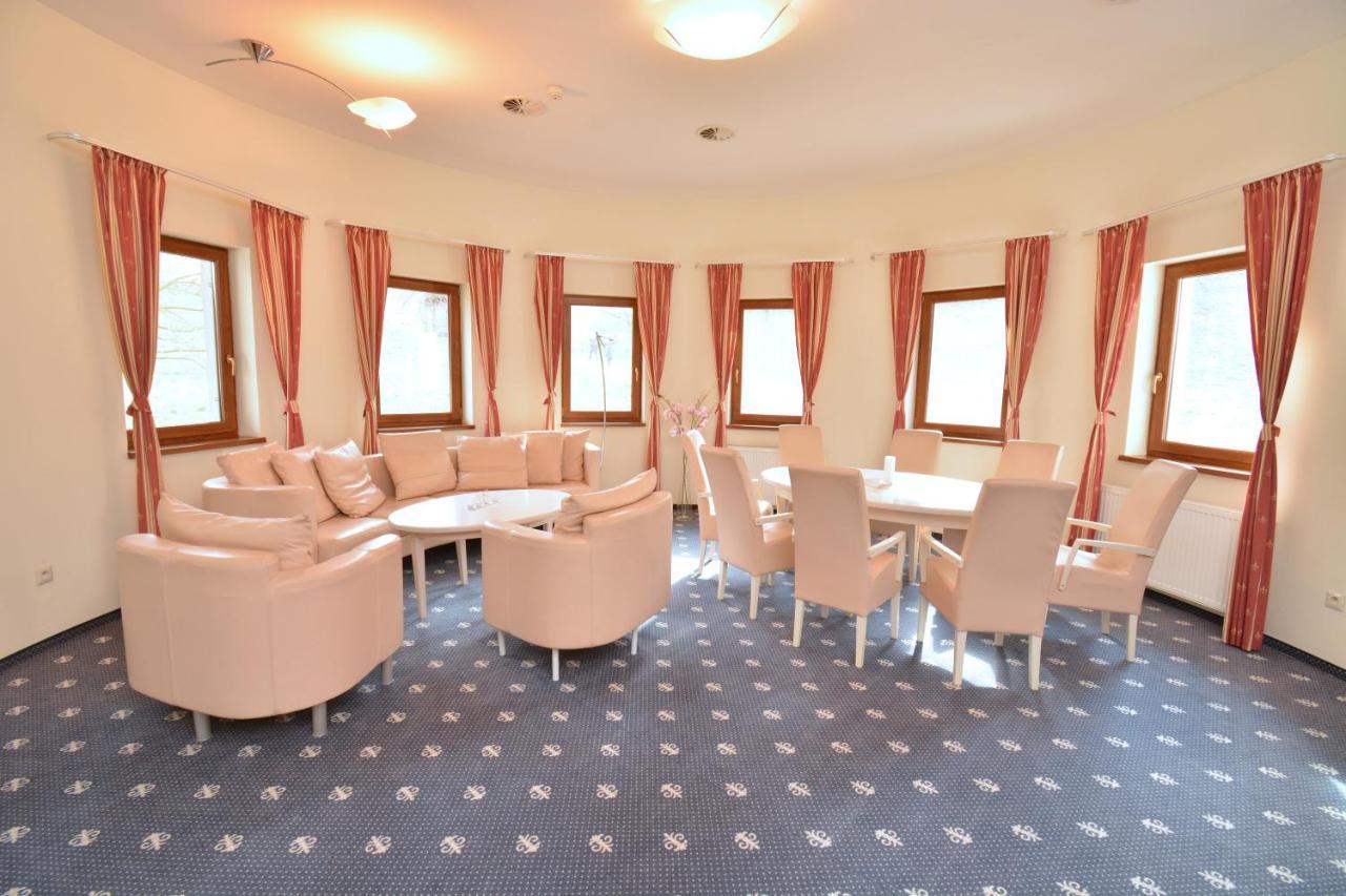 Hotel Hradna Brana ブラチスラヴァ エクステリア 写真